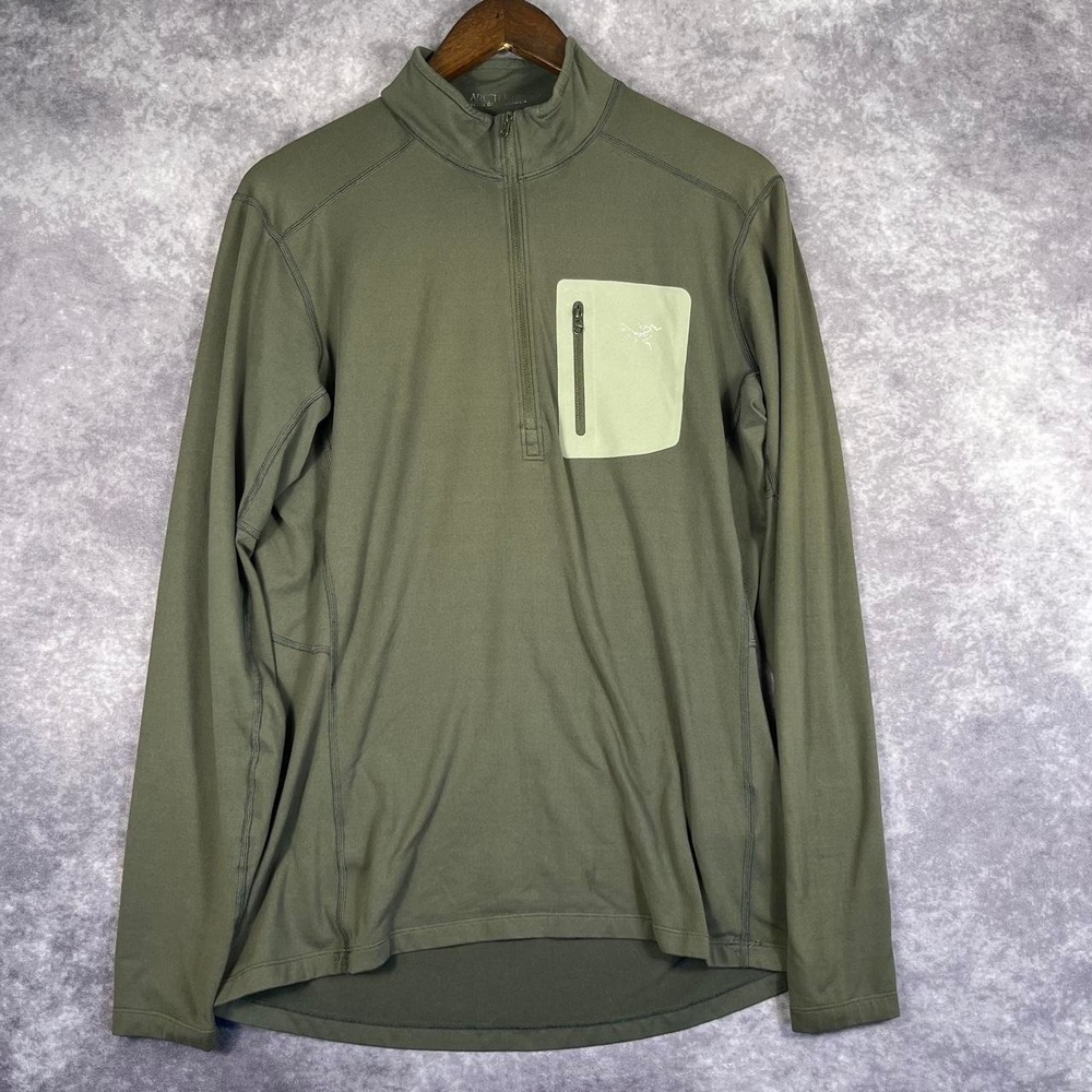 Arc'teryx Women;s Medium Green Quarter Zip Long Sleeve